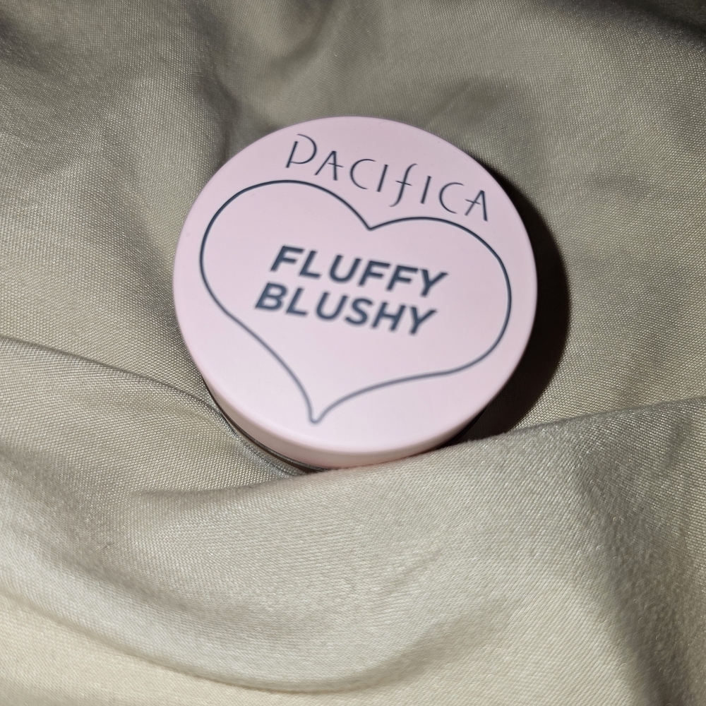 Pacifica Fluffy Blushy - Soft Pink